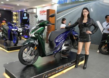 Honda SH150i Italy Super Vetro 2 in 1 ra mắt tại Việt Nam, giới hạn 200 xe mỗi cấu hình