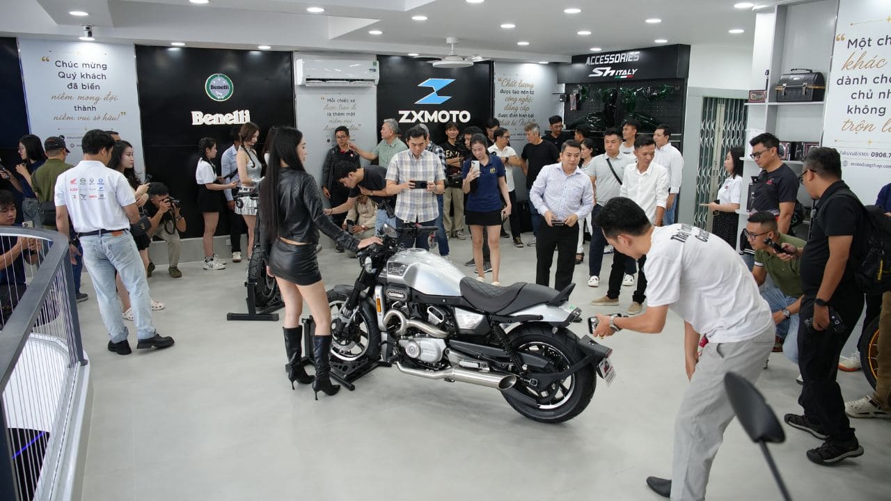 Hyosung GV350X chính thức ra mắt tại Việt Nam, bổ sung lựa chọn mới trong phân khúc cruiser 300–400cc 25 Hyosung GV350X chính thức ra mắt tại Việt Nam, bổ sung lựa chọn mới trong phân khúc cruiser 300–400cc